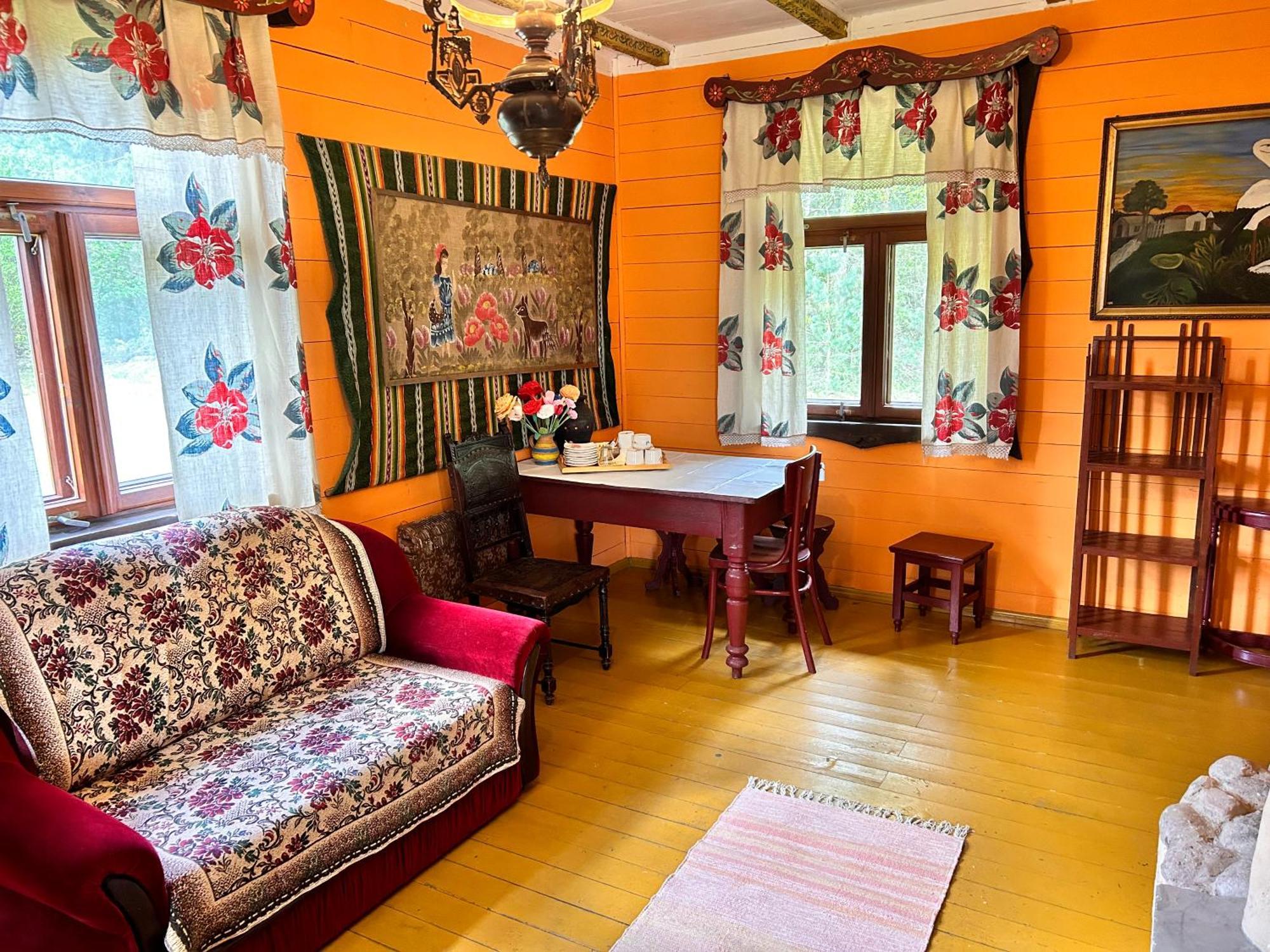 Holiday home Podlaski Czworak Kowal W Kiermusach, Sauna I Balia Nad Starorzeczem Narwi